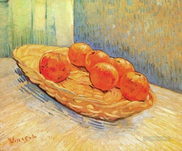 ヴィンセント・ヴァン・ゴッホ Painting - バスケットと6つのオレンジのある静物画 フィンセント・ファン・ゴッホ